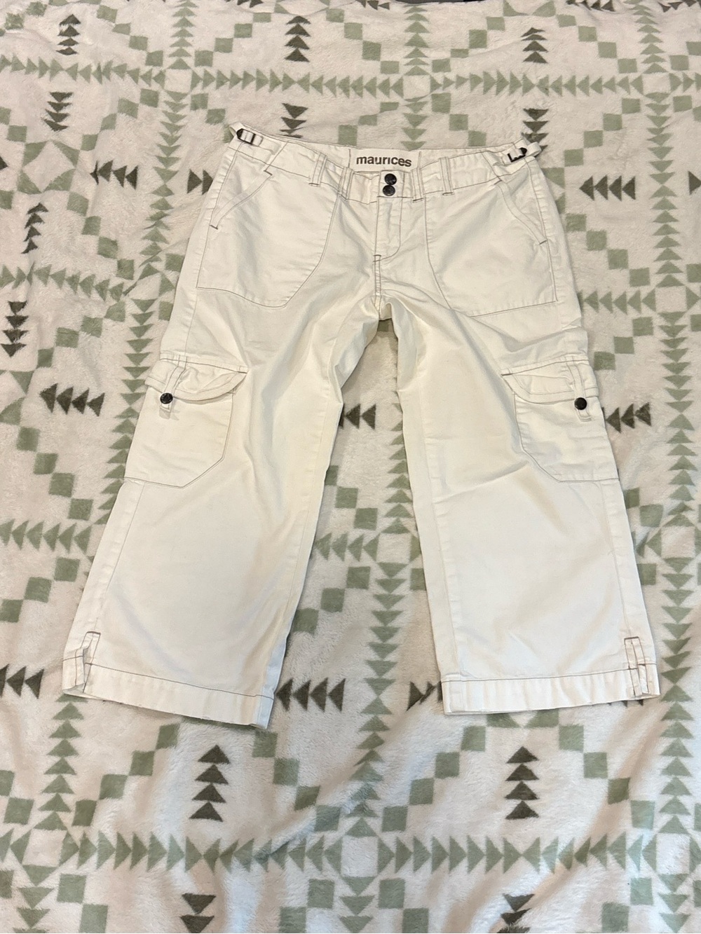 Y2k Maurices white Cargo Capris